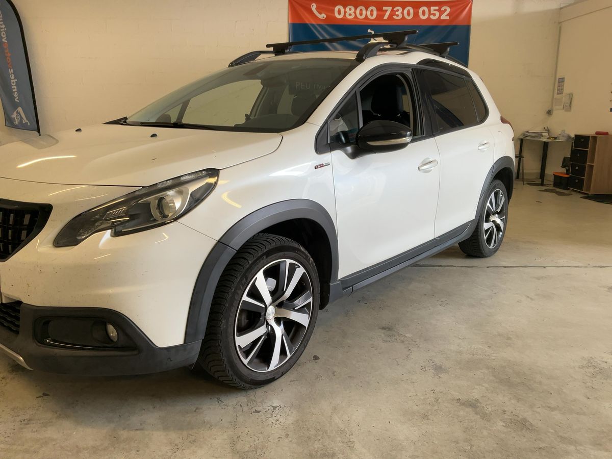 Peugeot 2008 1.2 e-THP GT Line