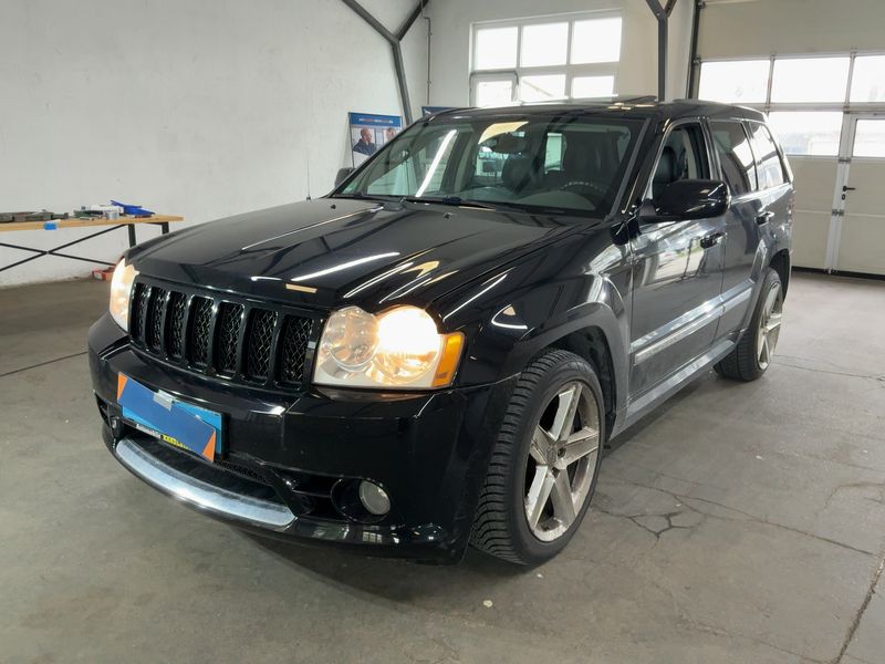 Jeep Grand Cherokee 6.1 SRT8 — zdjęcie 1