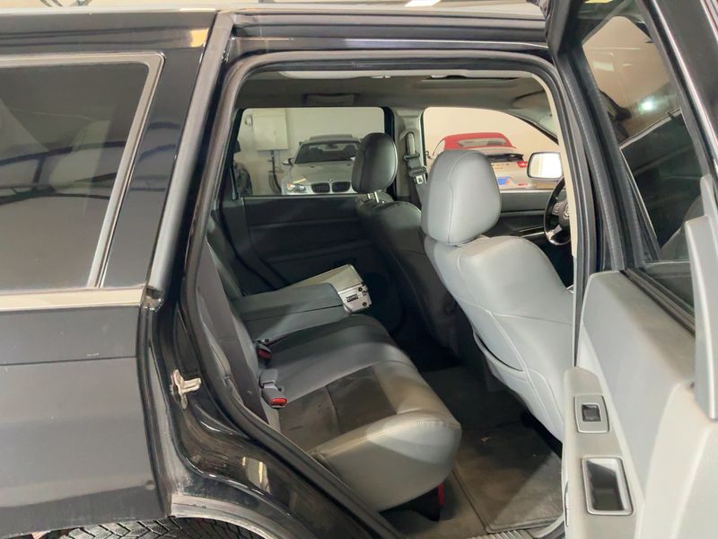 Jeep Grand Cherokee 6.1 SRT8 — zdjęcie 14