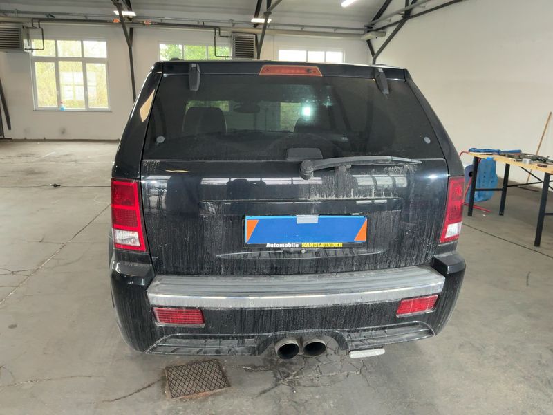 Jeep Grand Cherokee 6.1 SRT8 — zdjęcie 5