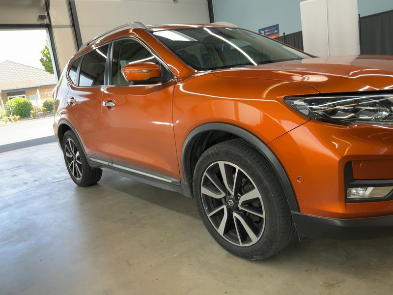 Nissan X-Trail 2.0 dCi Tekna 4x4 — zdjęcie 8