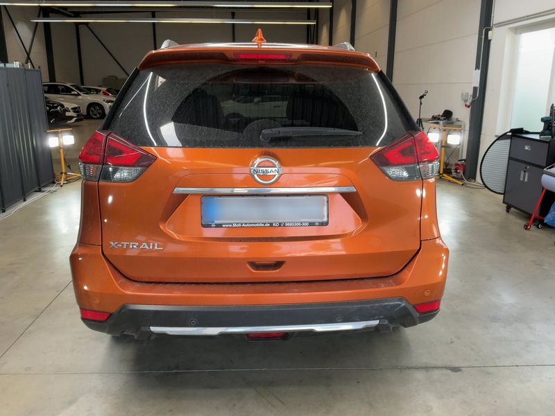 Nissan X-Trail 2.0 dCi Tekna 4x4 — zdjęcie 5