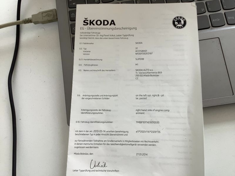 Skoda Superb 2.0 TDI Elegance — zdjęcie 16