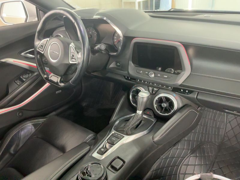 Chevrolet Camaro 6.2 V8 Cabriolet — zdjęcie 12
