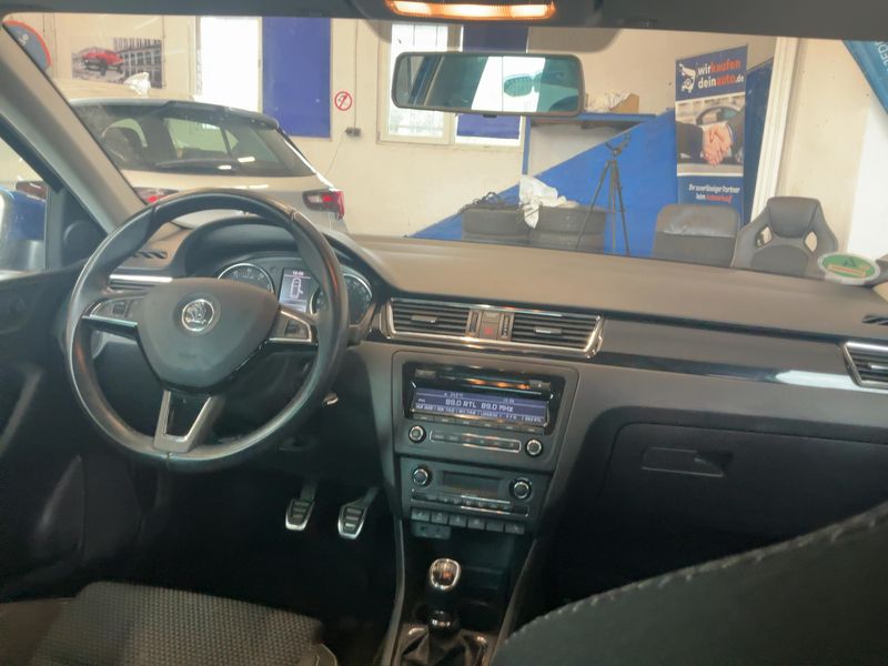 Skoda Rapid Spaceback 1.2 TSI Elegance — zdjęcie 12