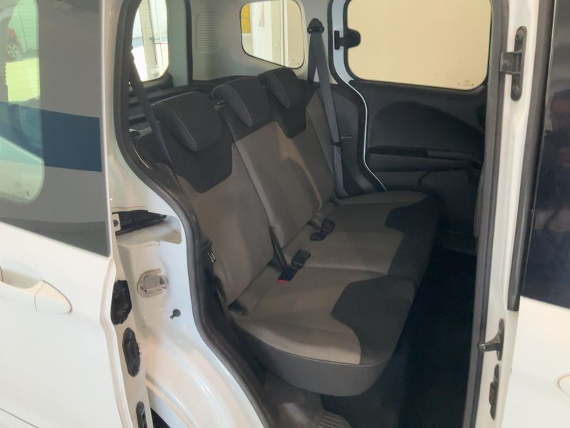 Ford Tourneo 1.0 EcoBoost Trend — zdjęcie 14