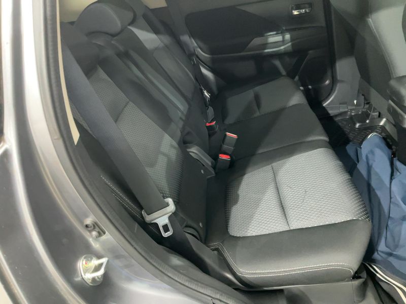 Mitsubishi Outlander 2.2 DI-D Diamant Edition+ 4WD — zdjęcie 14