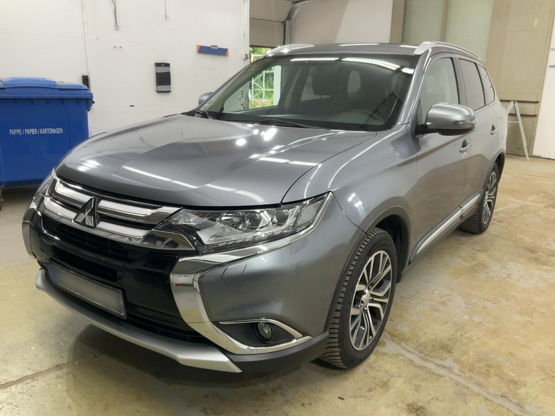 Mitsubishi Outlander 2.2 DI-D Diamant Edition+ 4WD — zdjęcie 1