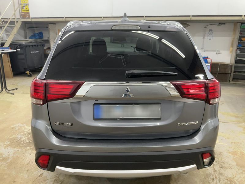 Mitsubishi Outlander 2.2 DI-D Diamant Edition+ 4WD — zdjęcie 5