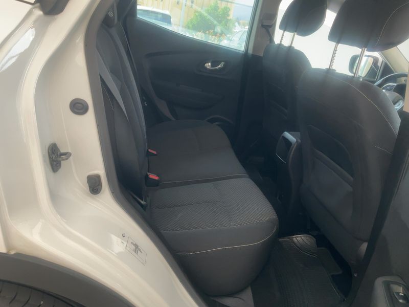 Renault Kadjar 1.5 BLUE dCi S-Edition — zdjęcie 14