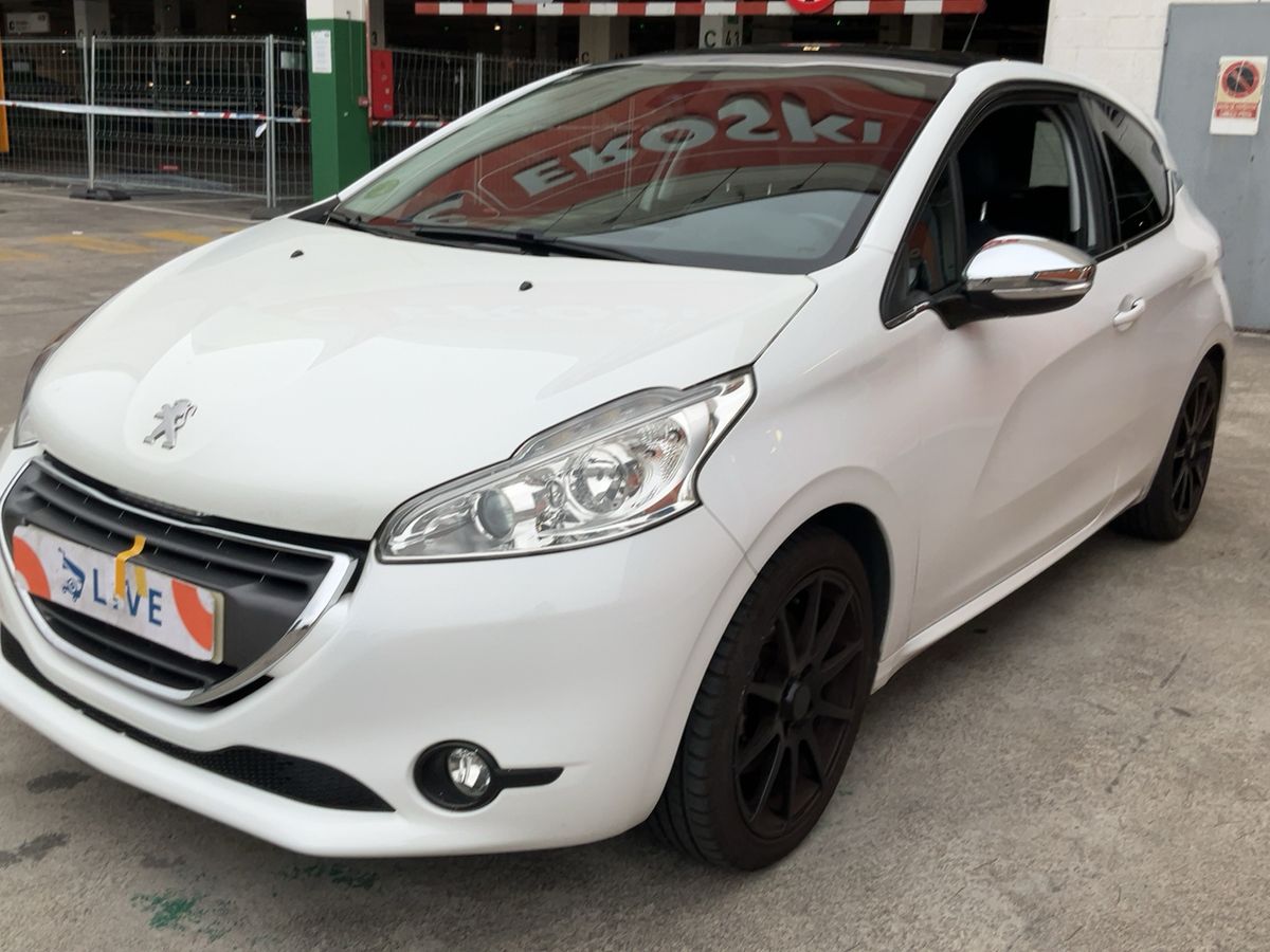 Peugeot 208 1.6 THP Allure