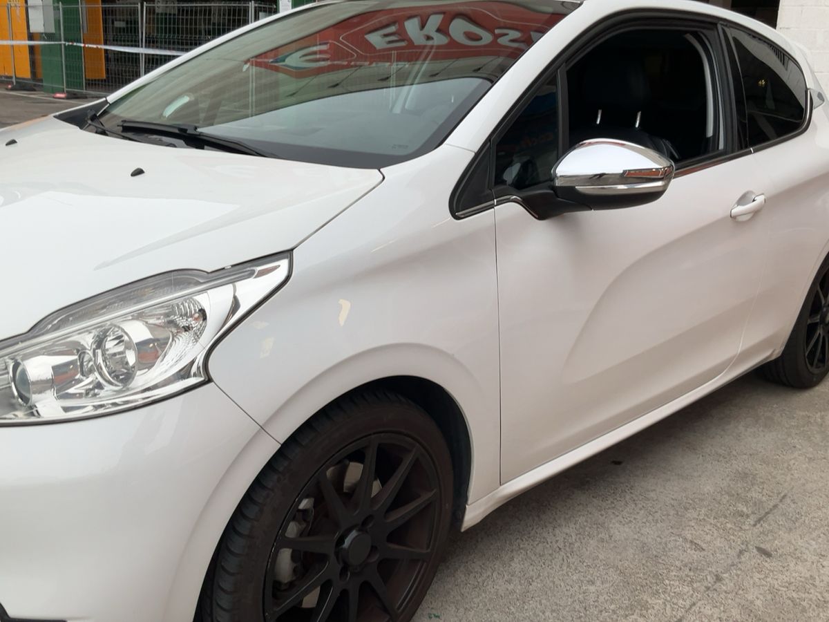 Peugeot 208 1.6 THP Allure