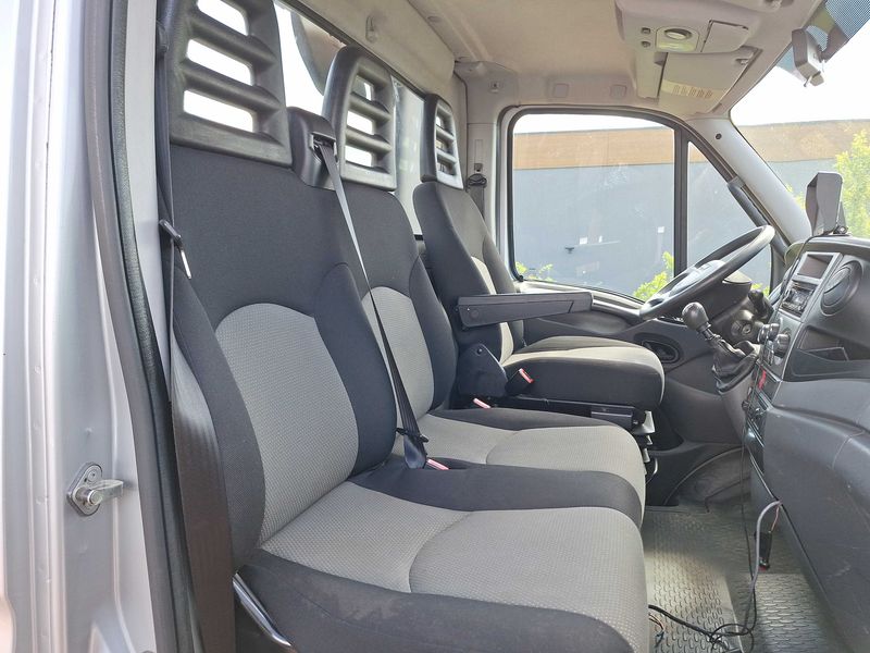 Iveco Daily 3.0 Diesel Einzelkabine 70 C Radstand 3450 — zdjęcie 10