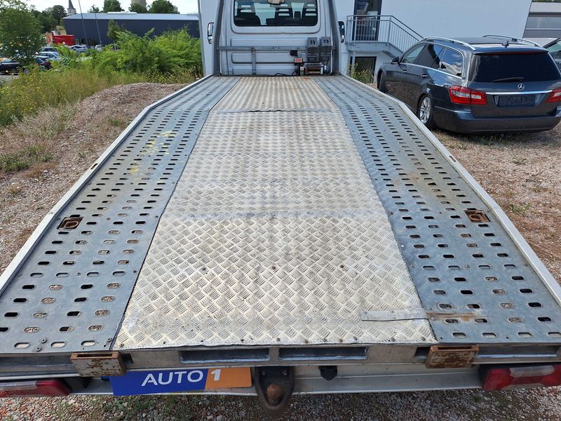 Iveco Daily 3.0 Diesel Einzelkabine 70 C Radstand 3450 — zdjęcie 9