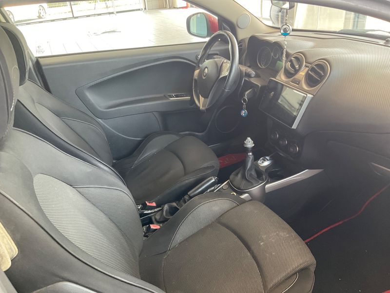 Alfa Romeo MiTo 1.4 Distinctive — zdjęcie 3