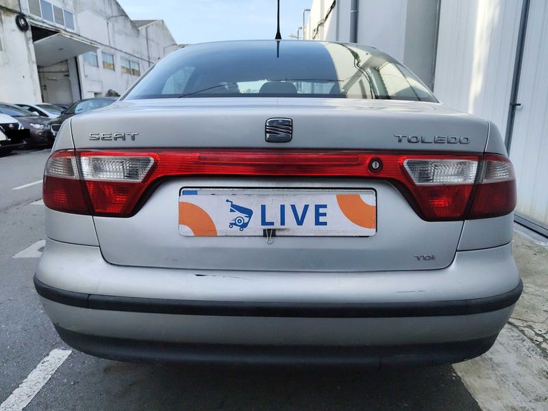 Seat Toledo 1.9 TDI Stella — zdjęcie 4