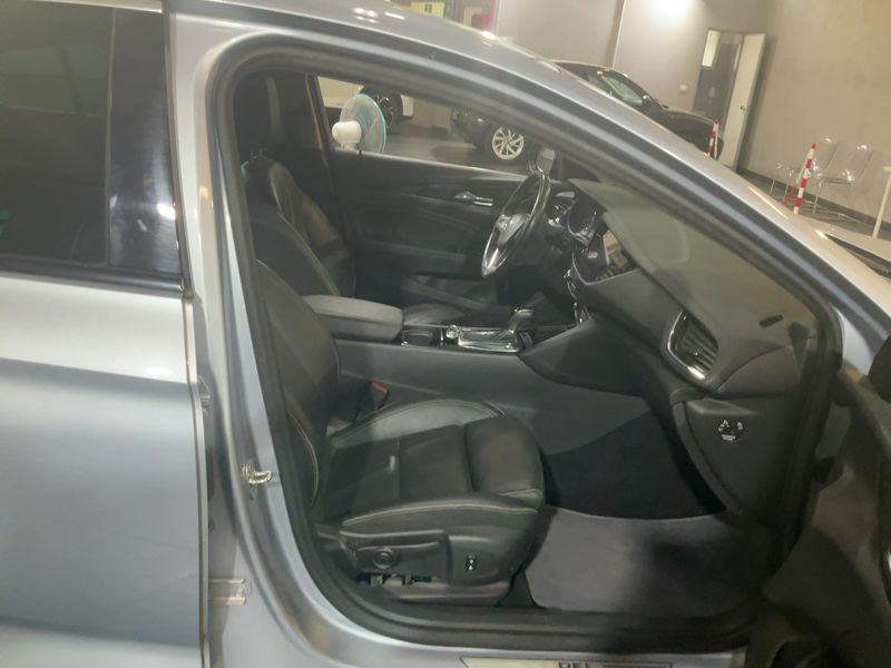 Opel Insignia Grand Sport 1.6 CDTI DPF Innovation — zdjęcie 11