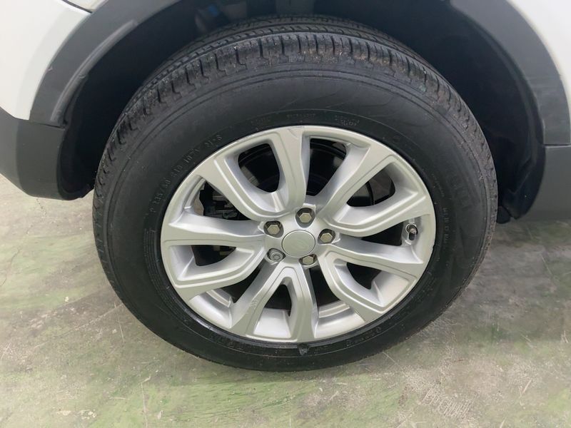 Land Rover Evoque 2.0 Td4 SE 2018 – снимка 9