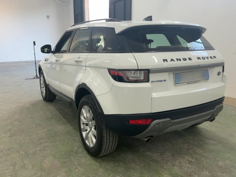Land Rover Evoque 2.0 Td4 SE 2018 – снимка 6