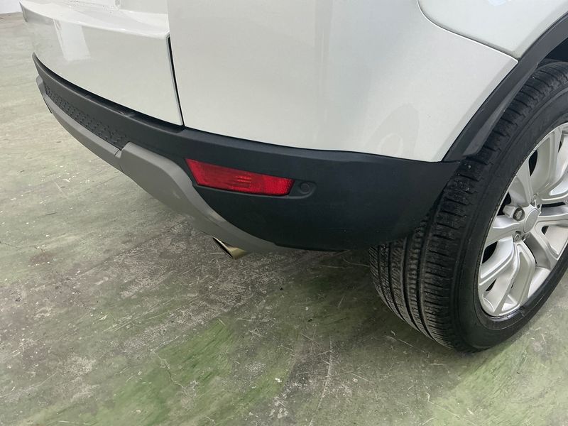 Land Rover Evoque 2.0 Td4 SE 2018 – снимка 33
