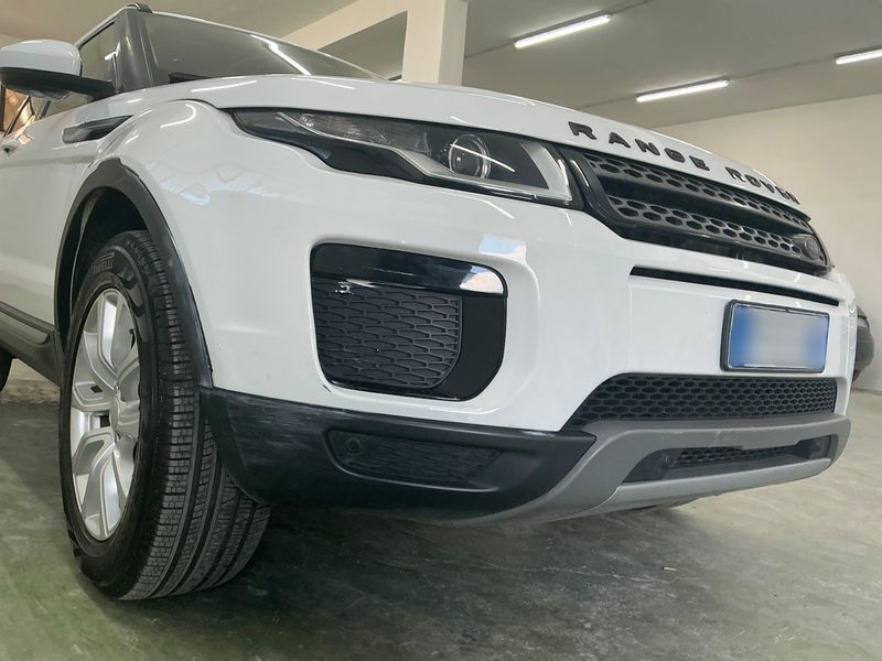 Land Rover Evoque 2.0 Td4 SE 2018 – снимка 34