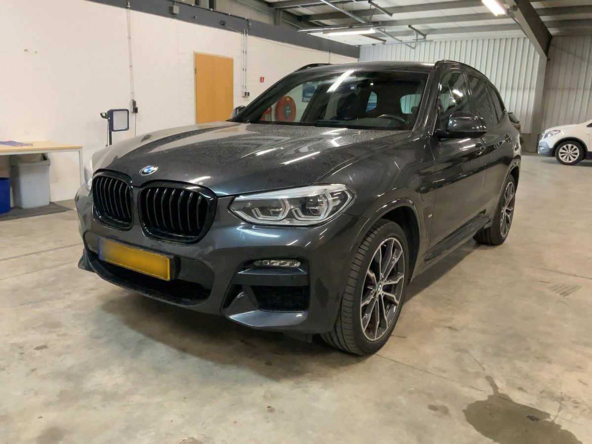 BMW X3 2021 — photo 1