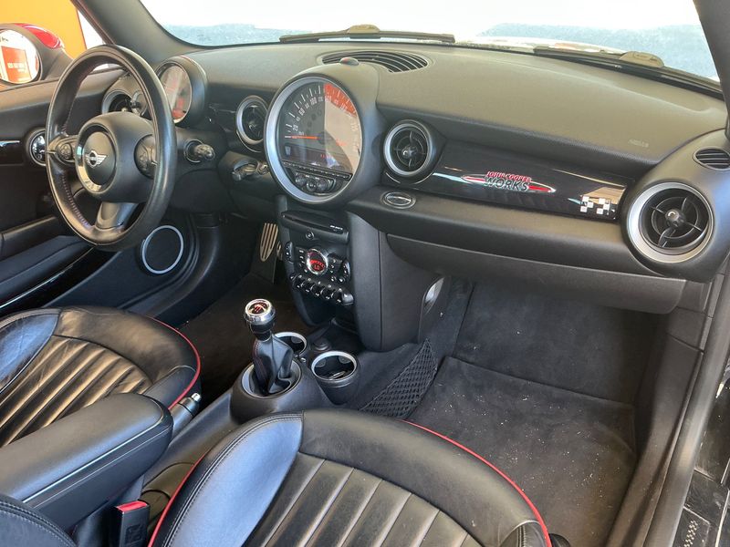 MINI John Cooper Works — zdjęcie 12