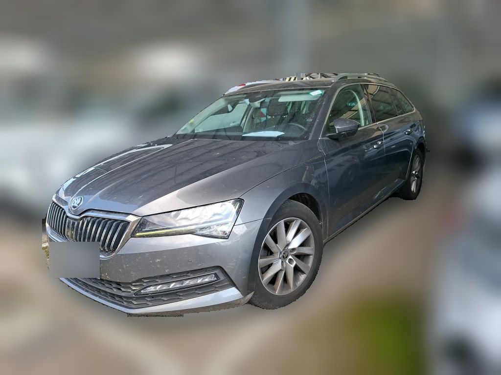 Skoda Superb 2023 — photo 1