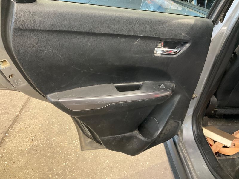 Suzuki Vitara 1.0 BoosterJet Comfort 4x4 2019 – снимка 36