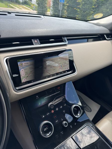 Land Rover Range Rover Velar 2.0 Diesel S R-Dynamic — zdjęcie 13
