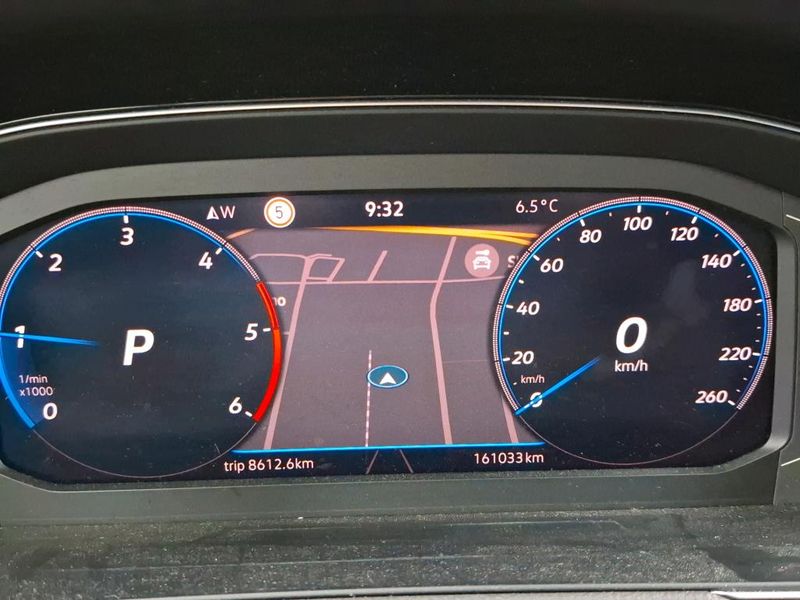 Volkswagen Passat 2.0 TDI Business — zdjęcie 18