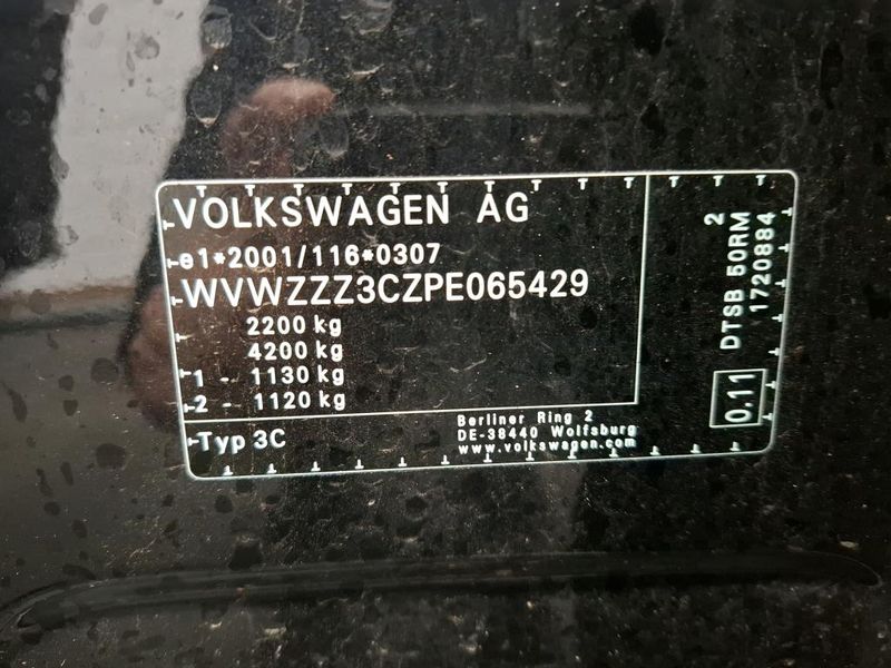 Volkswagen Passat 2.0 TDI Business — zdjęcie 19