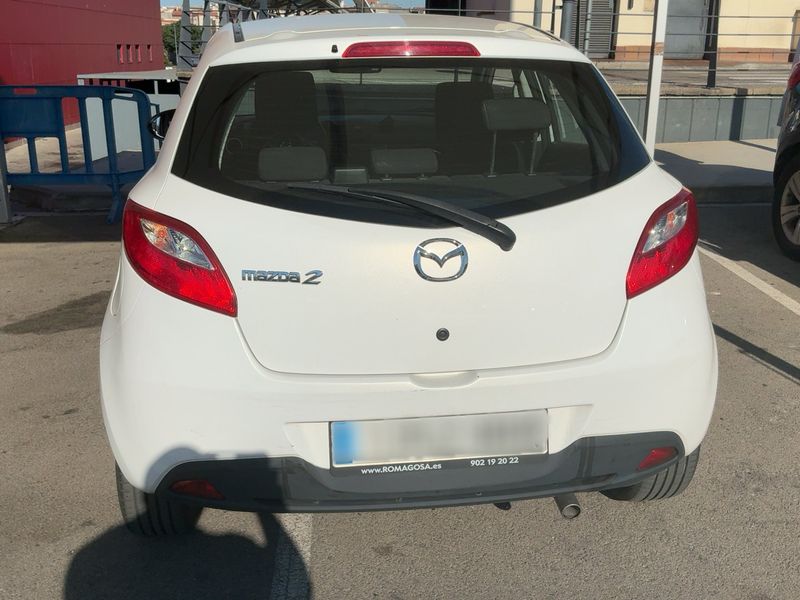 Mazda 2 1.3 Active — zdjęcie 5