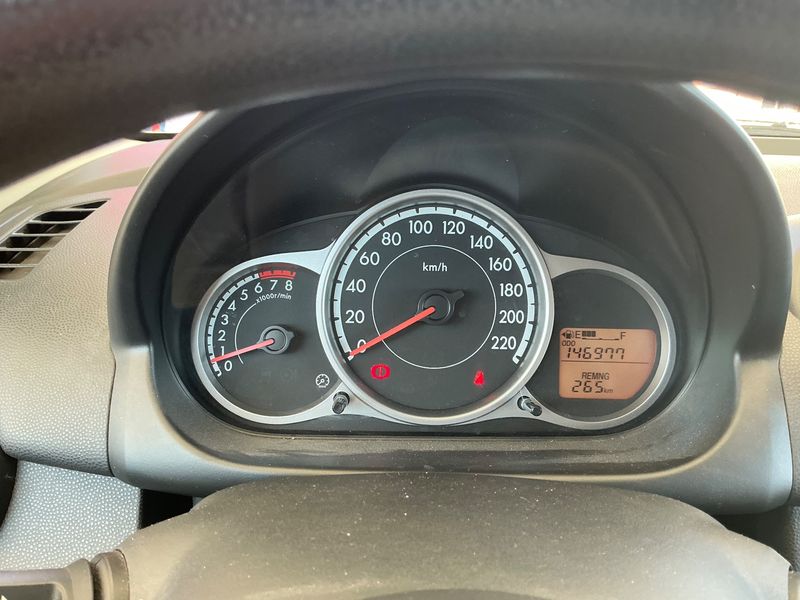 Mazda 2 1.3 Active — zdjęcie 13