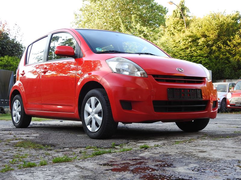 Daihatsu Sirion 1.3 — zdjęcie 6