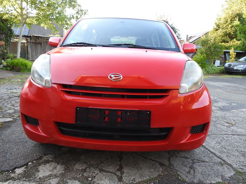 Daihatsu Sirion 1.3 — zdjęcie 7