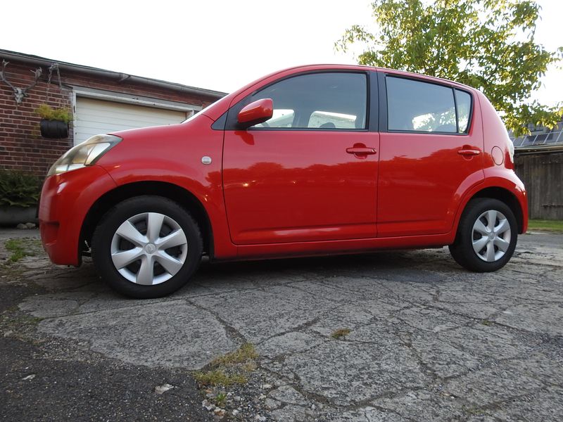 Daihatsu Sirion 1.3 — zdjęcie 2