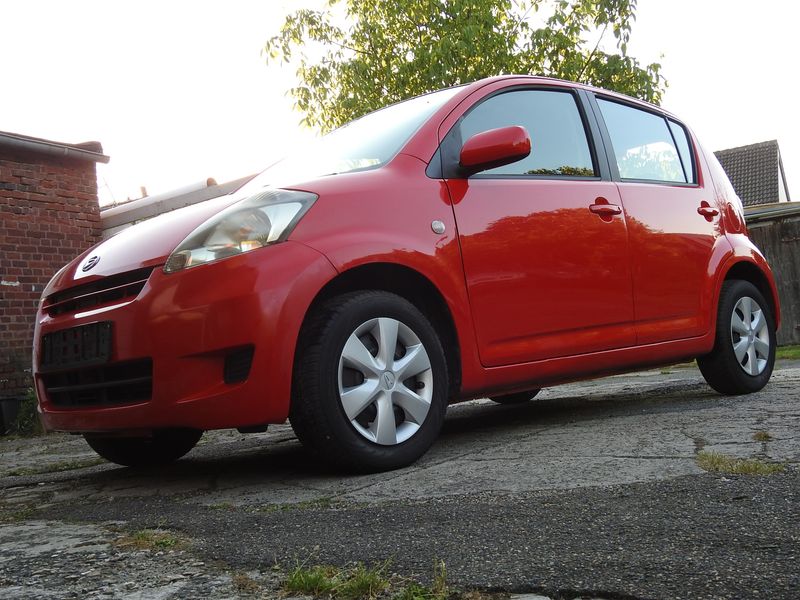 Daihatsu Sirion 1.3 — zdjęcie 17