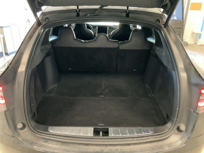 Tesla Model X 100D Dual — zdjęcie 10