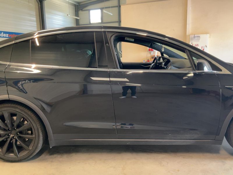 Tesla Model X 100D Dual — zdjęcie 7