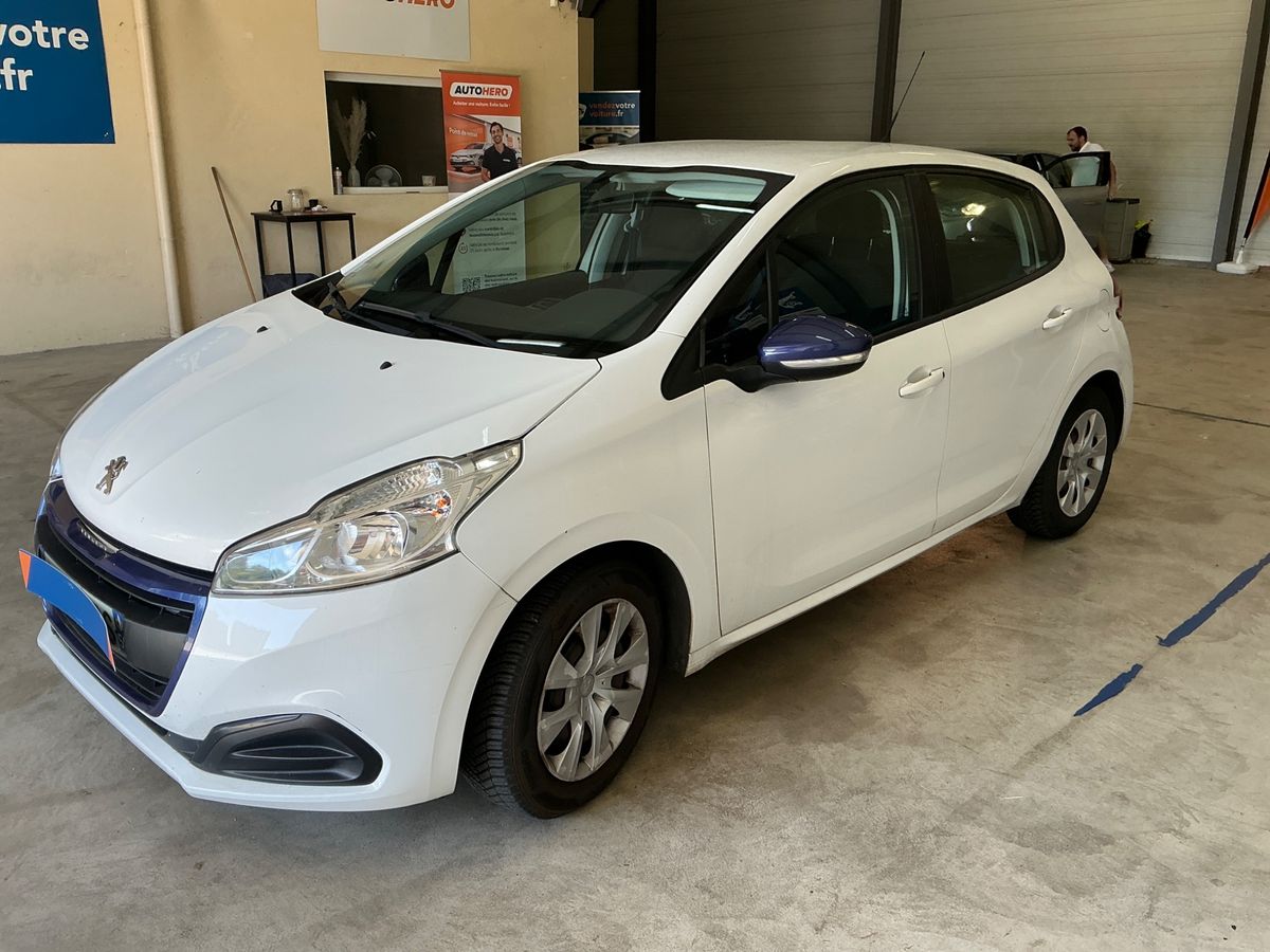 Peugeot 208 2016