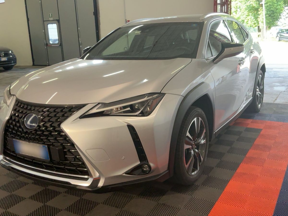 Lexus UX-Serie 2020