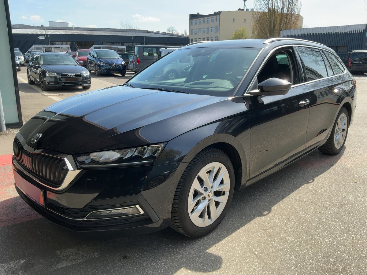 Skoda Octavia 2021 — photo 1