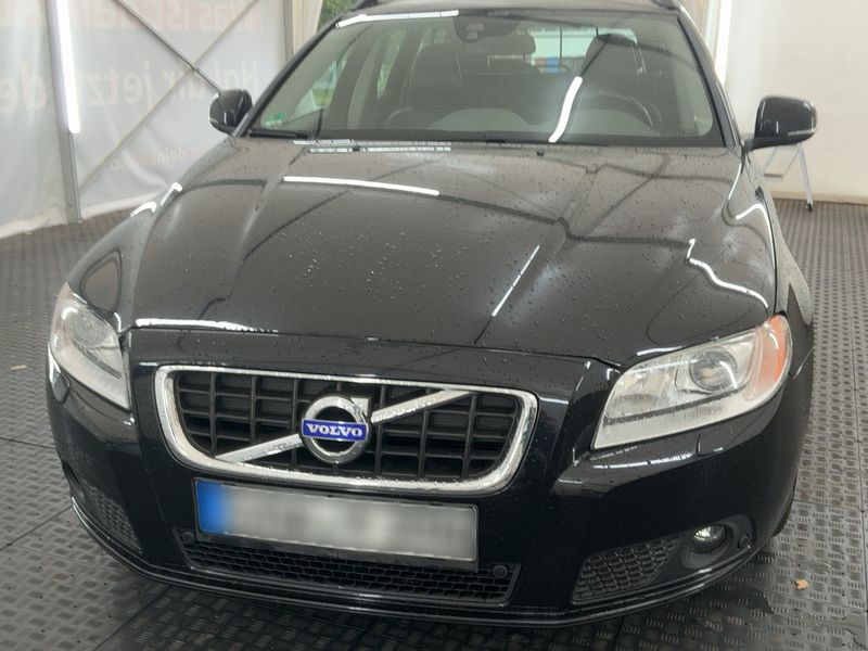 Volvo V70 1.6 D2 Edition PRO — zdjęcie 9