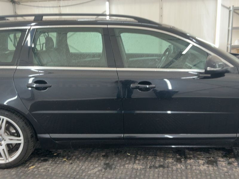 Volvo V70 1.6 D2 Edition PRO — zdjęcie 7