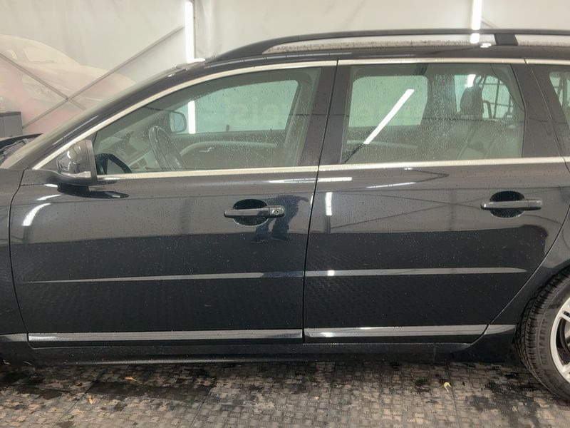 Volvo V70 1.6 D2 Edition PRO — zdjęcie 4