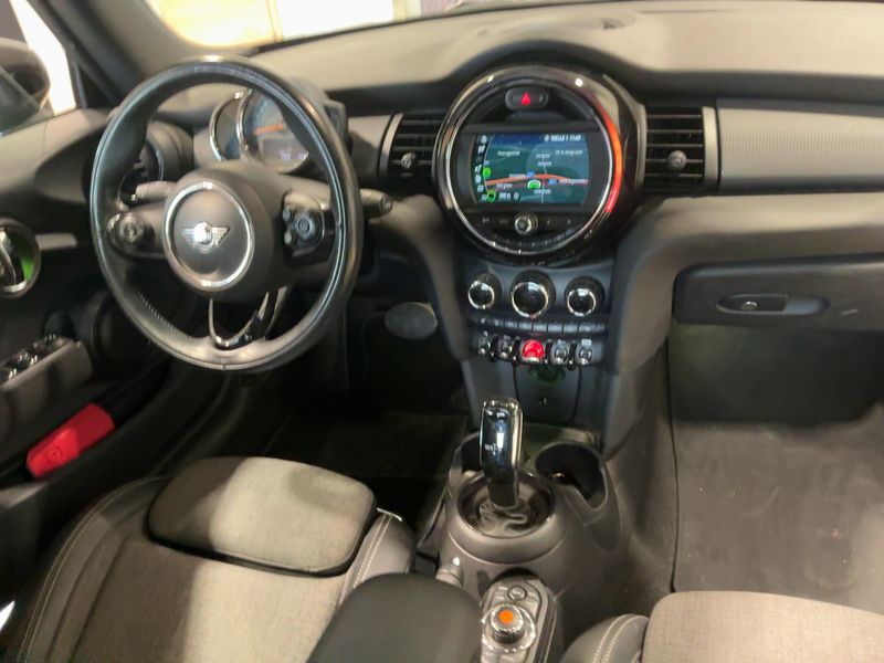 MINI Cabrio Cooper — zdjęcie 12