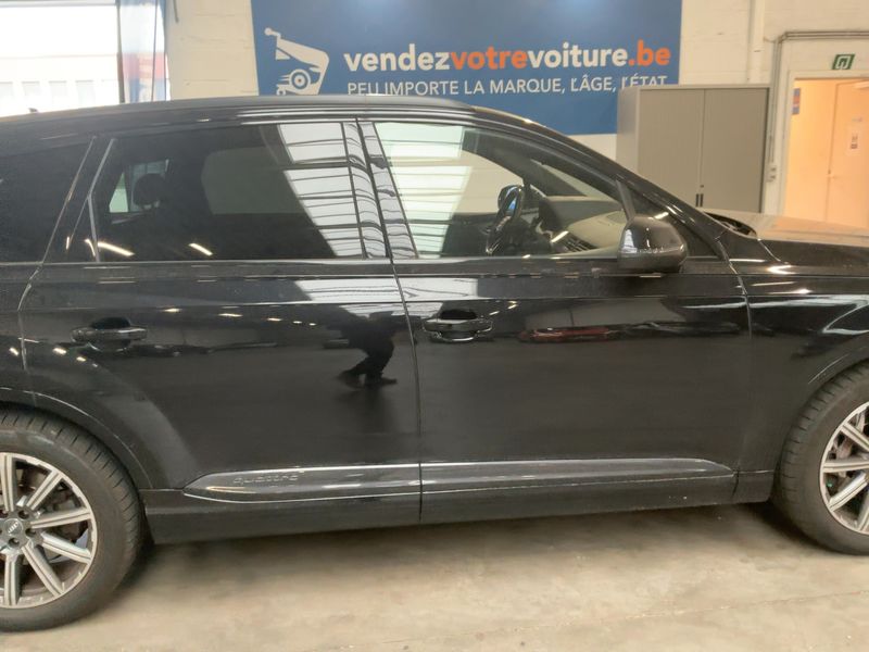 Audi Q7 3.0 V6 TDI quattro — zdjęcie 7