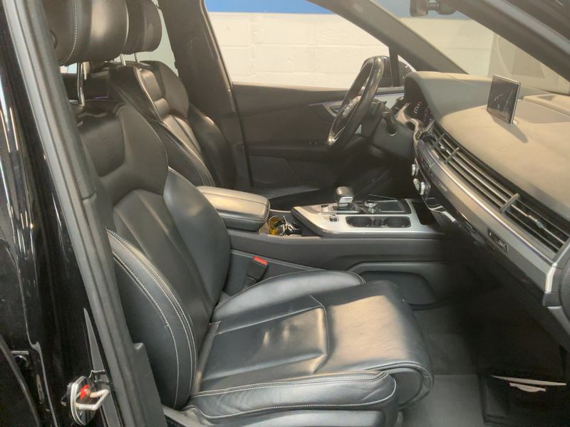 Audi Q7 3.0 V6 TDI quattro — zdjęcie 11