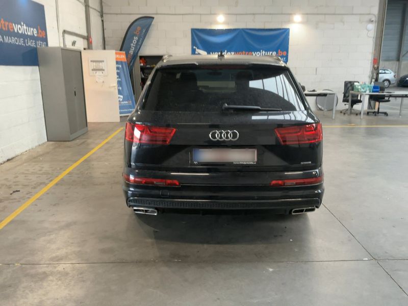 Audi Q7 3.0 V6 TDI quattro — zdjęcie 5